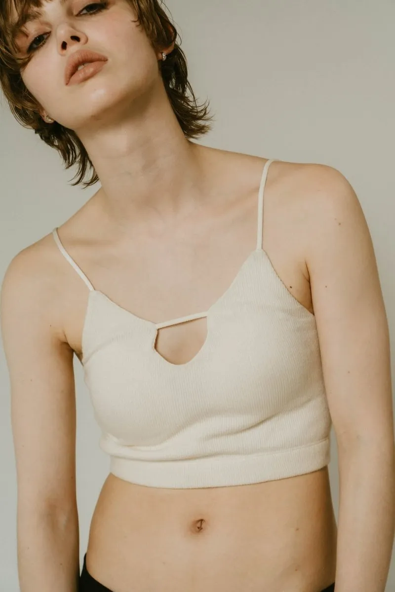 -On sale April 25th 21:00- front design bra top/2color