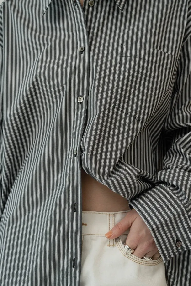 -On sale April 25th 21:00- label over shirt(unisex)/3color