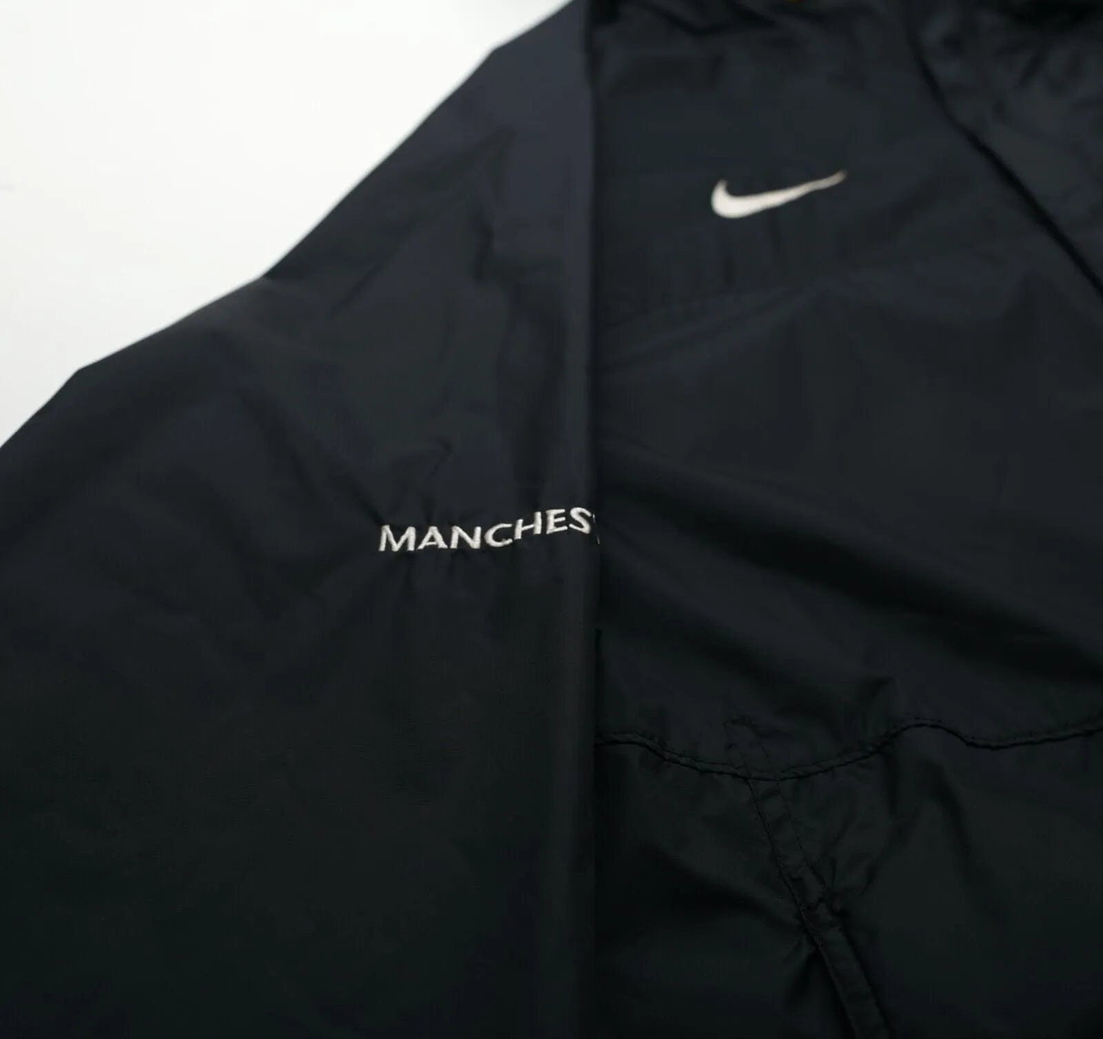 2006/08 Manchester United Vintage Nike Football Hooded Rain Jacket (M)