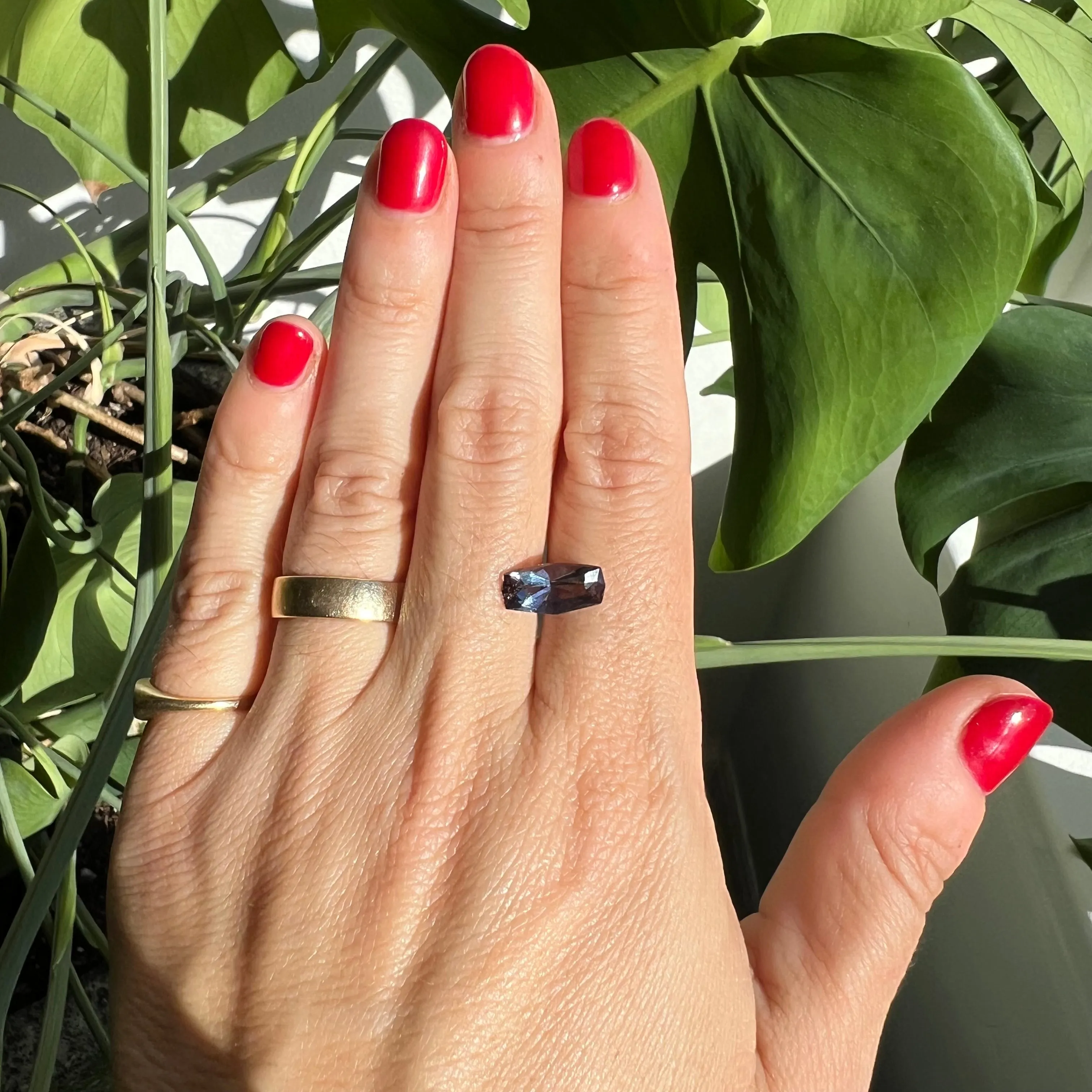 BESPOKE 2.51CT TANZANITE