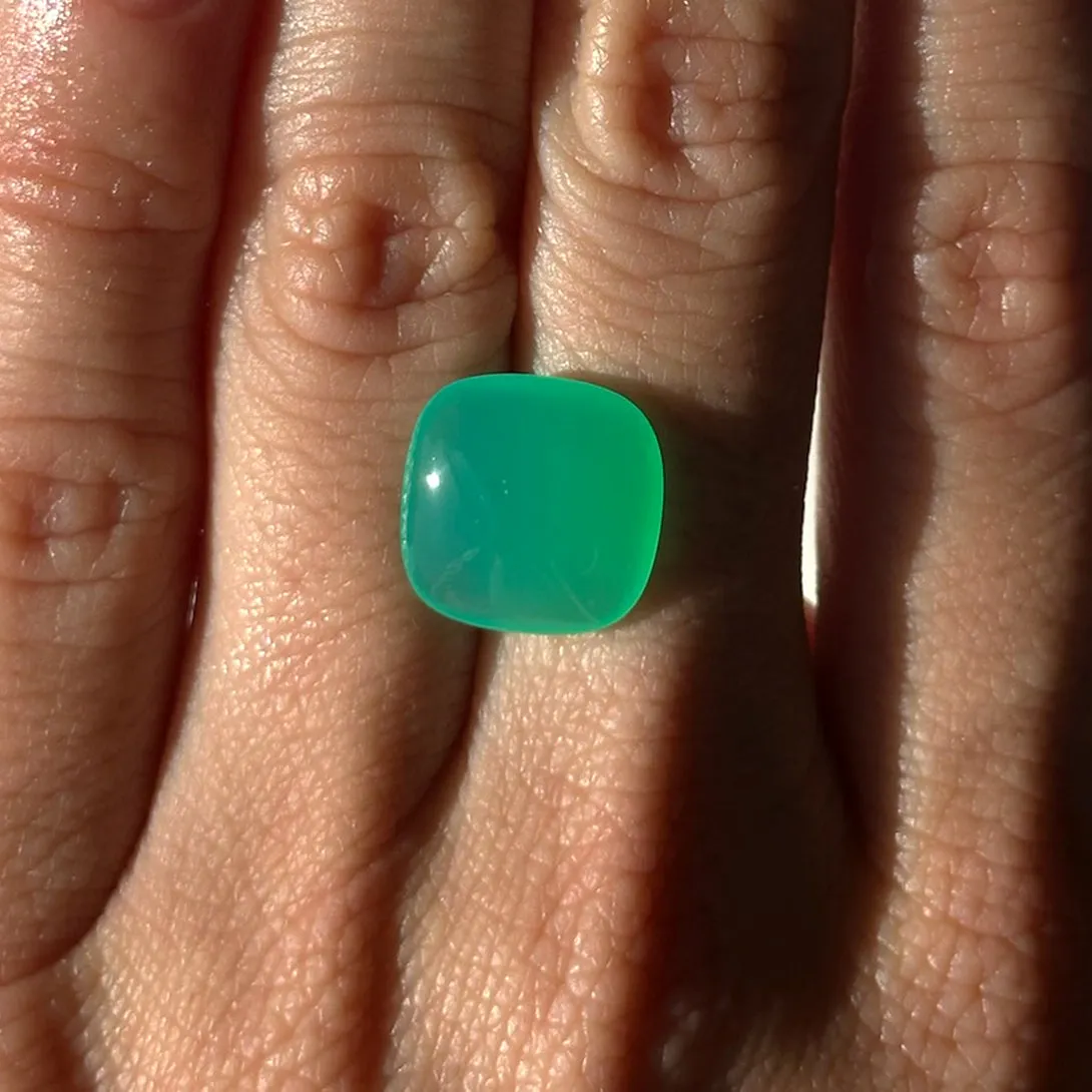 BESPOKE 5.50CT CHRYSOPRASE
