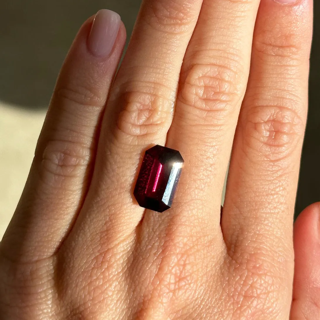 BESPOKE 7.99CT ANZA RHODOLITE GARNET