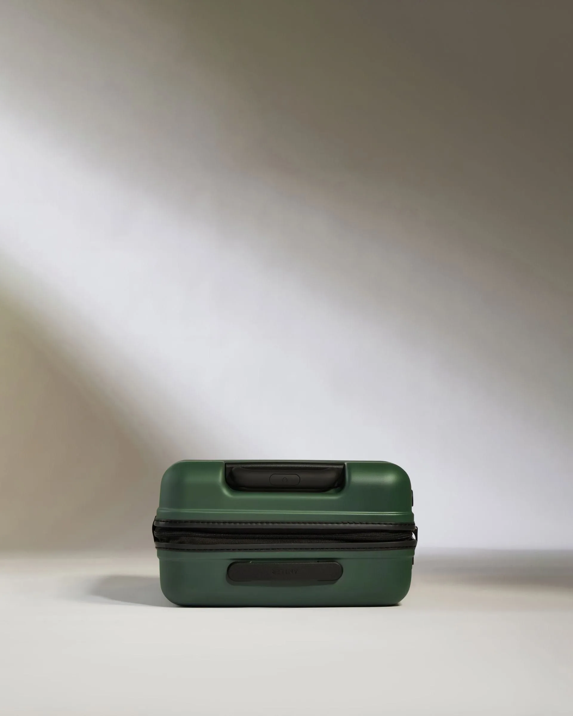 Cabin Suitcase in Antler Green - Icon Stripe