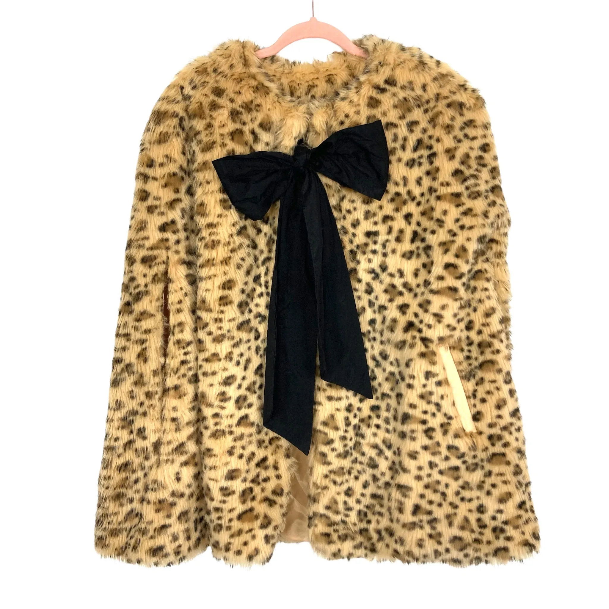 Elizabeth Wilson Leopard Removable Bow Cape- Size L