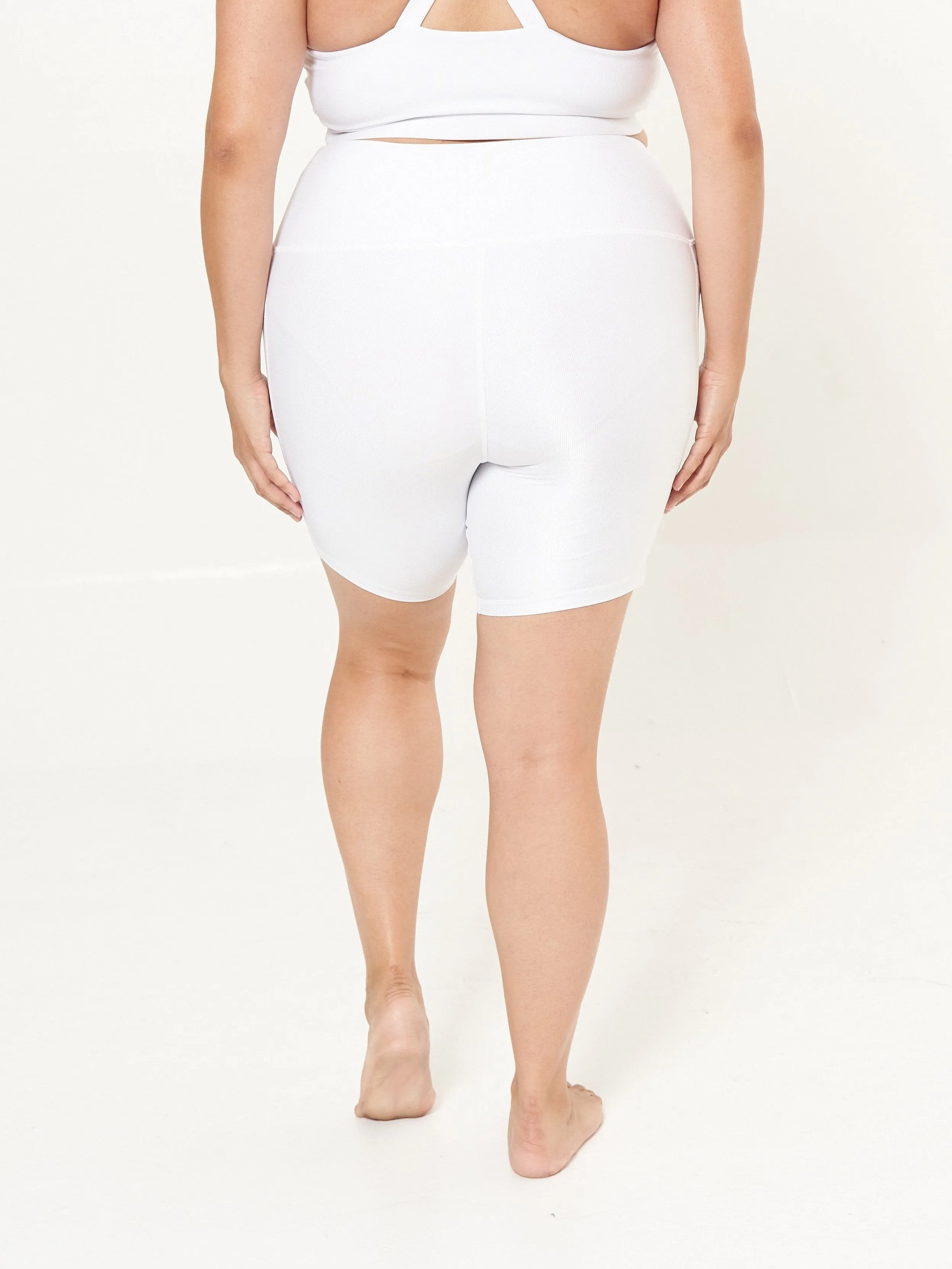 Hi-Rise Square Pocket Biker Short - White Rib Pattern