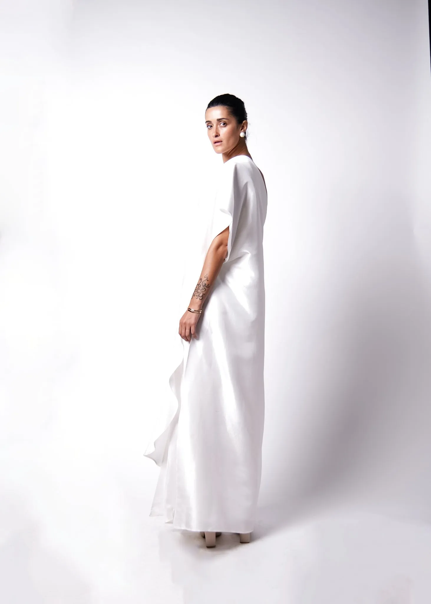 Iris Bustier with Cape Sari