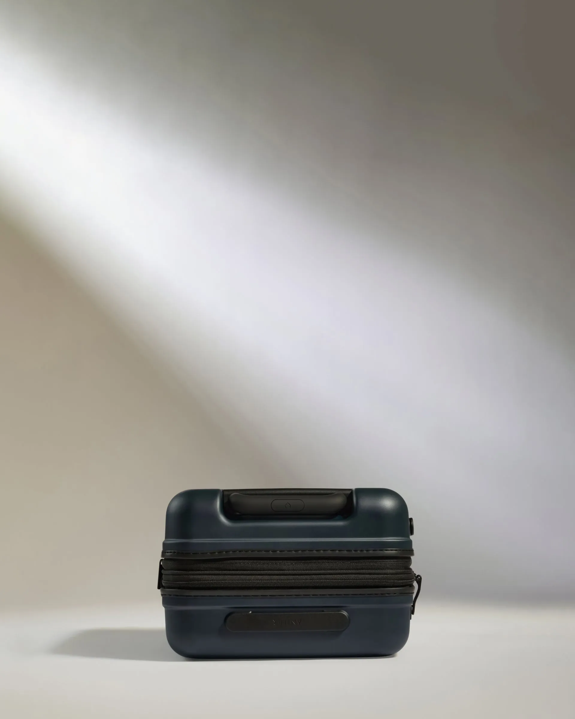 Large Cabin Suitcase in Indigo Blue - Icon Stripe