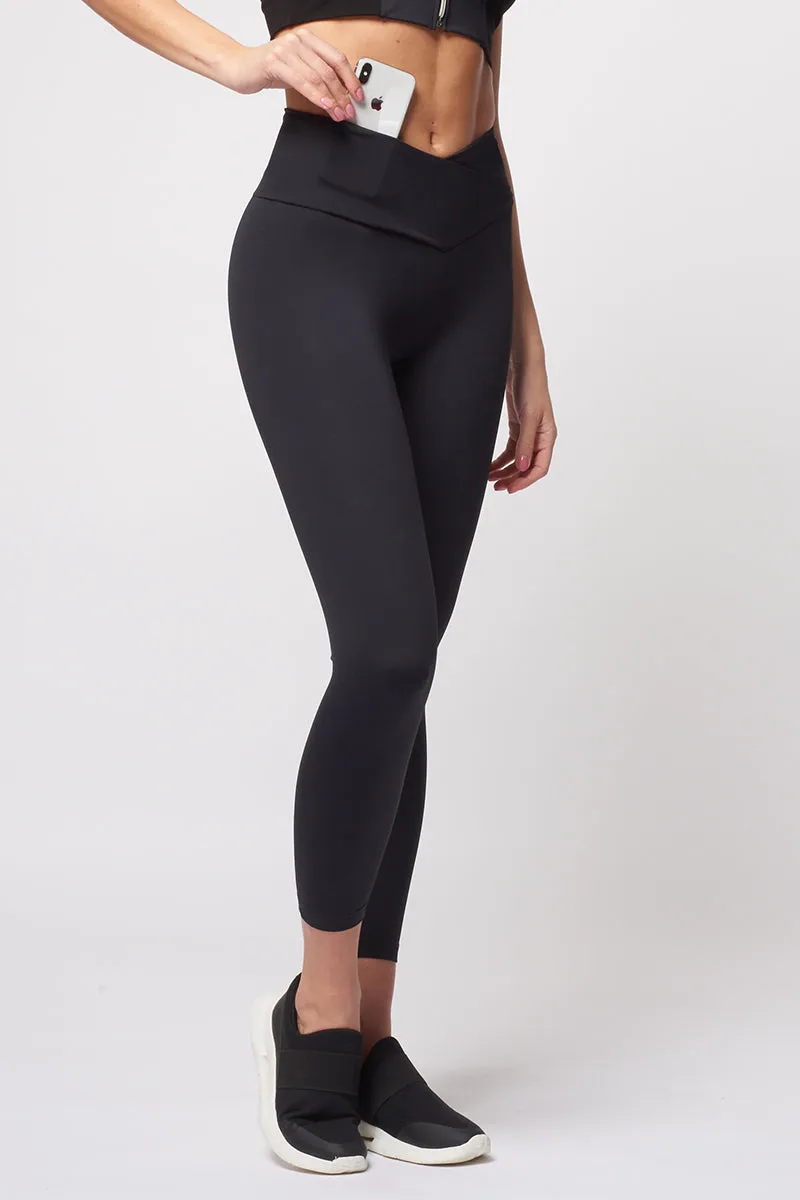 Medium Compression 7/8 Leggings with High V Waist Black