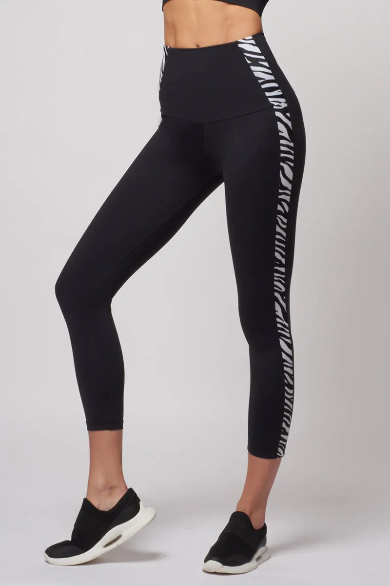 Medium Compression 7/8 Waisted Leggings with Zebra Inset
