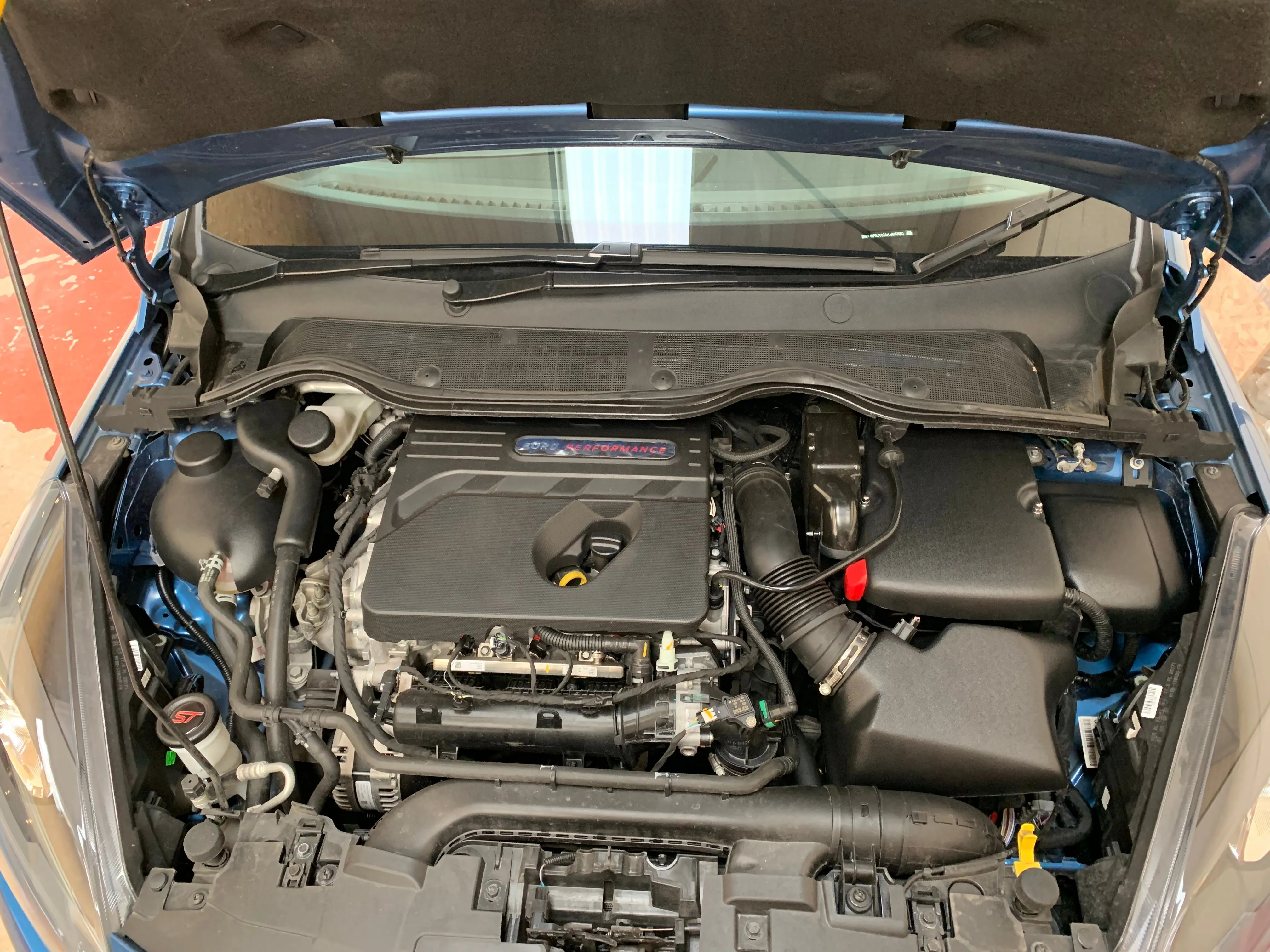 Proform Engine Bay Dress Up Kit (various colours) - Mk8 Fiesta