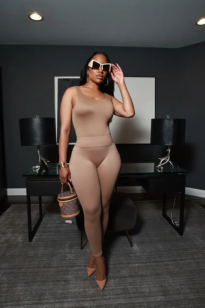 Second Skin Sculpting Sleeveless Bodysuit - Latte