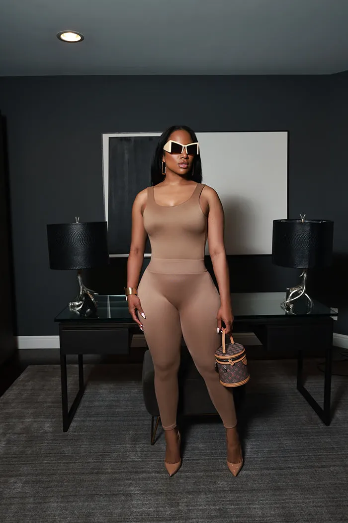 Second Skin Sculpting Sleeveless Bodysuit - Latte